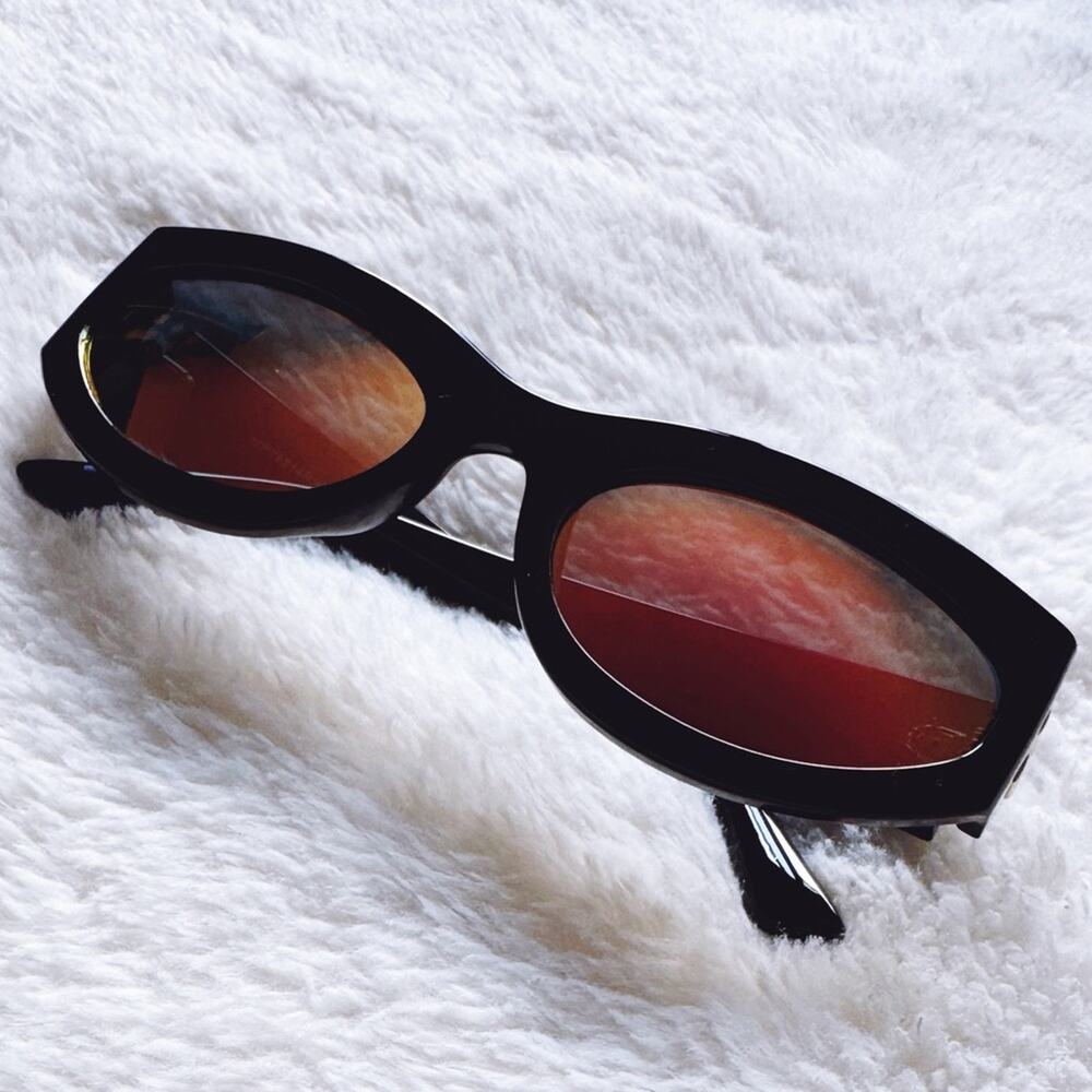 Francis Mirrored Red with Black Rim Sunglasses - Picture 1 of 14